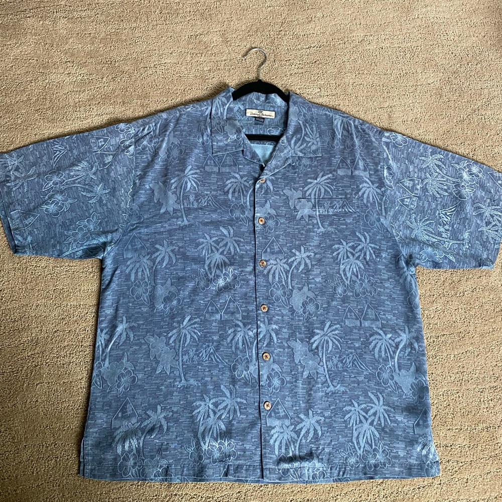 Tommy Bahama XL men’s shirt